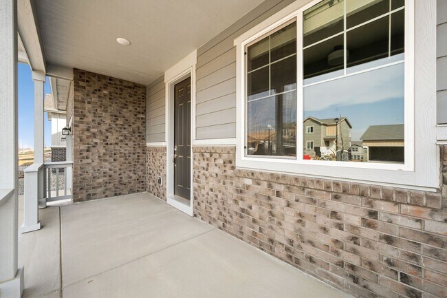 Building Photo - New 3-Bed, 2.5-Bath House with 2-Car Garage in Johnstown Farms