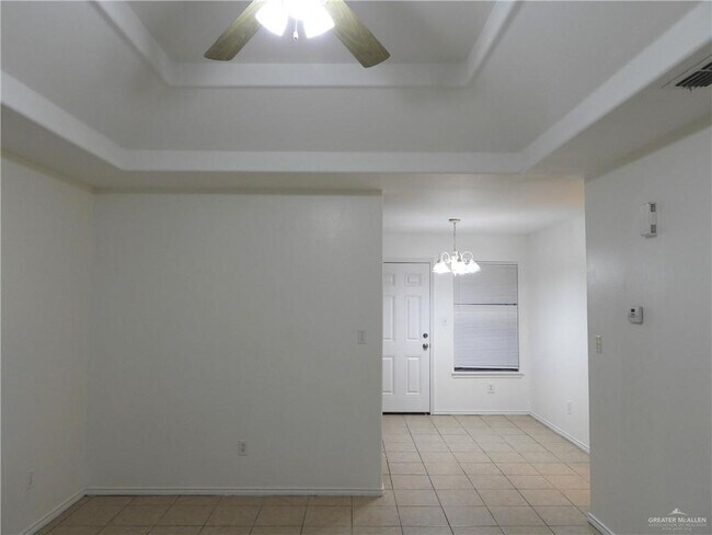 Building Photo - 1806 S Ironwood St