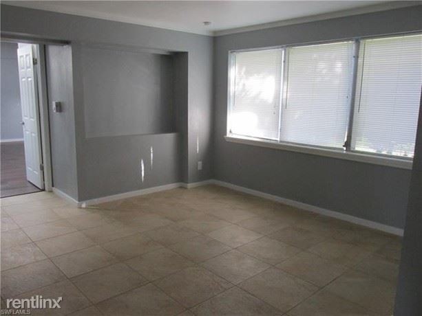 Building Photo - 3 br, 3 bath House - 14693 Martin Dr