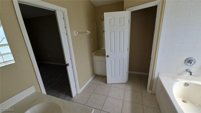 Building Photo - 835 Grant Blvd