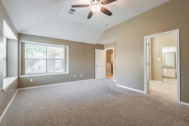 Building Photo - 18326 Cinderwood Dr
