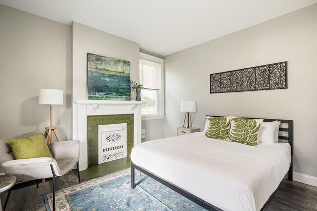 Building Photo - 216 Gilman Ave