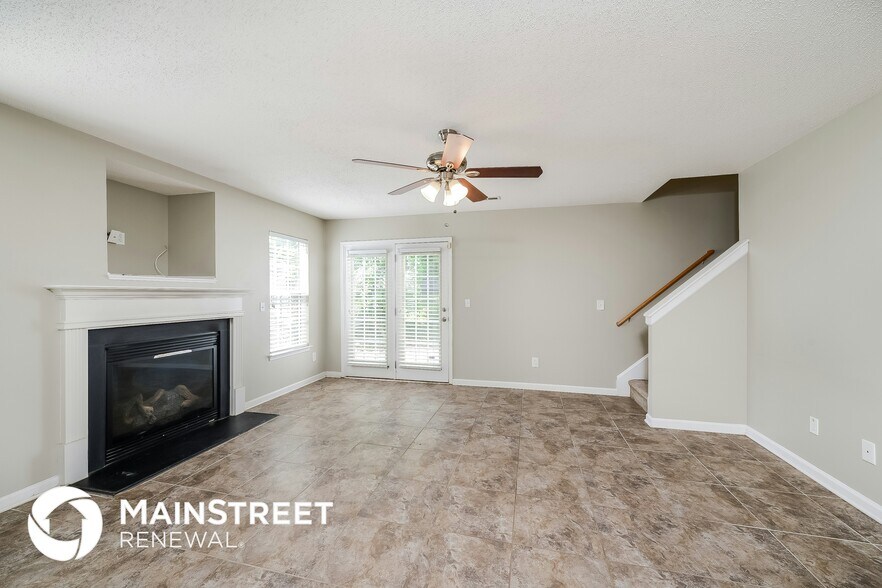 Building Photo - 3634 Sunset Hollow Dr