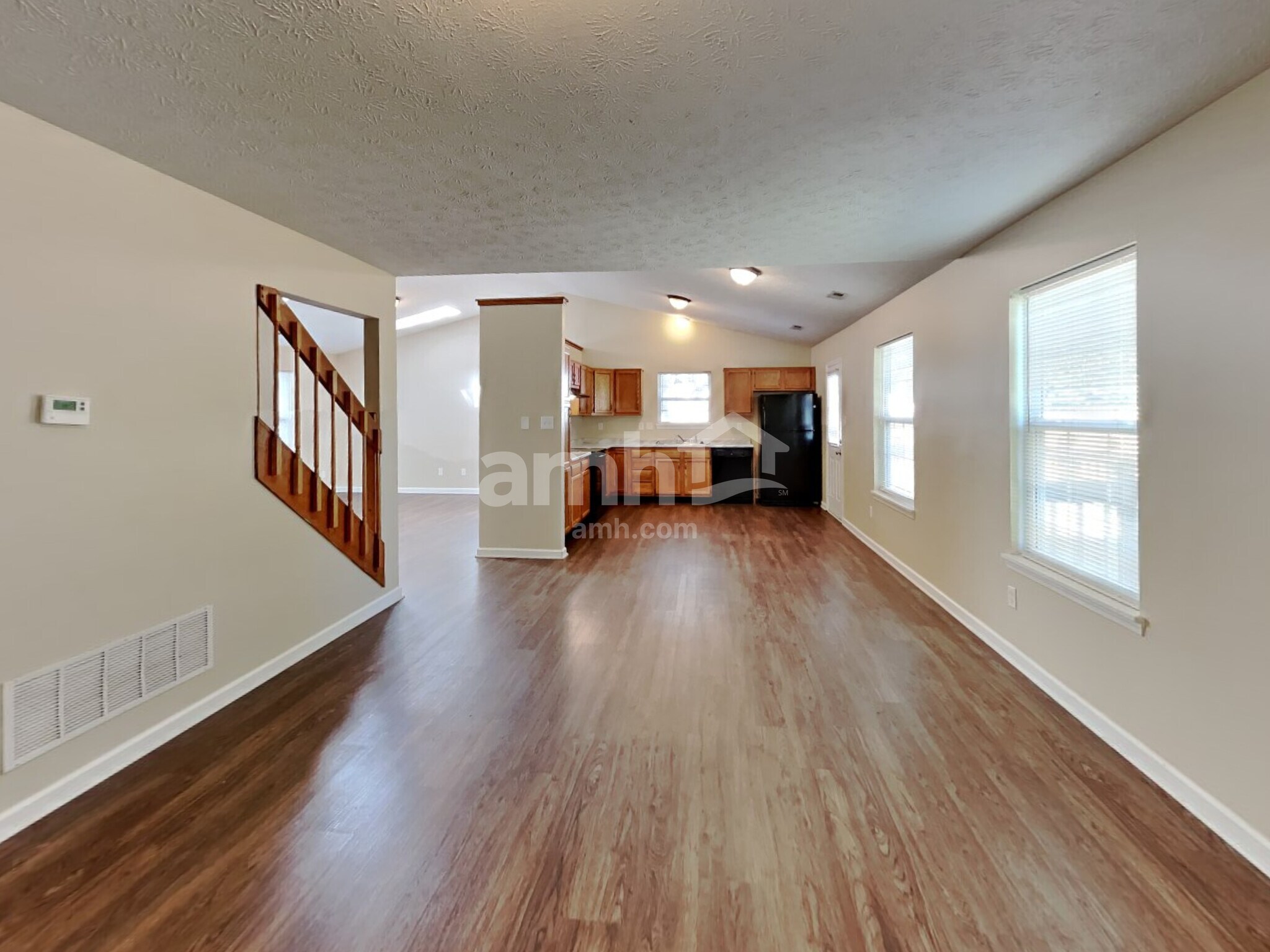 Building Photo - 8420 Brook Pointe Ct
