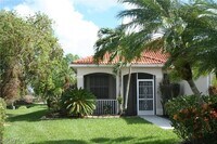 Building Photo - 2260 Rio Nuevo Dr