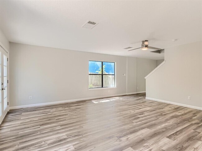 Building Photo - 1520 Curameng Cove