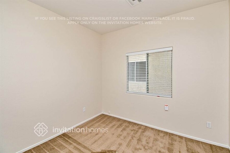 Building Photo - 5836 Running Horse Dr