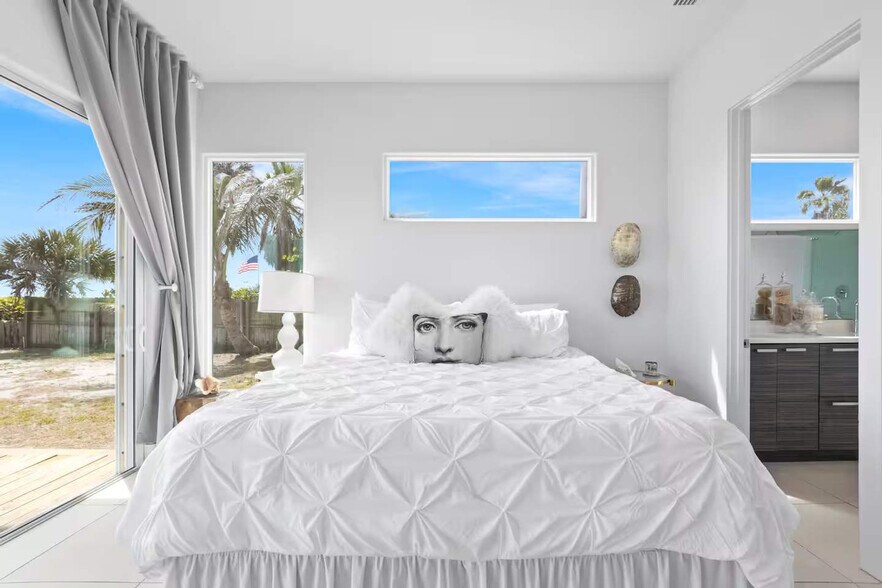 Building Photo - 141 S Atlantic Ave