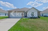 Building Photo - 108 Rainfall Ln