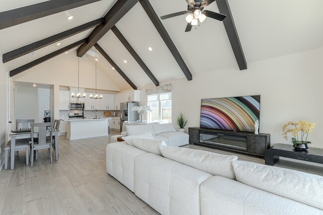 Building Photo - 102 Shining Succulent Dr