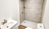 Building Photo - 2704 Keeler St