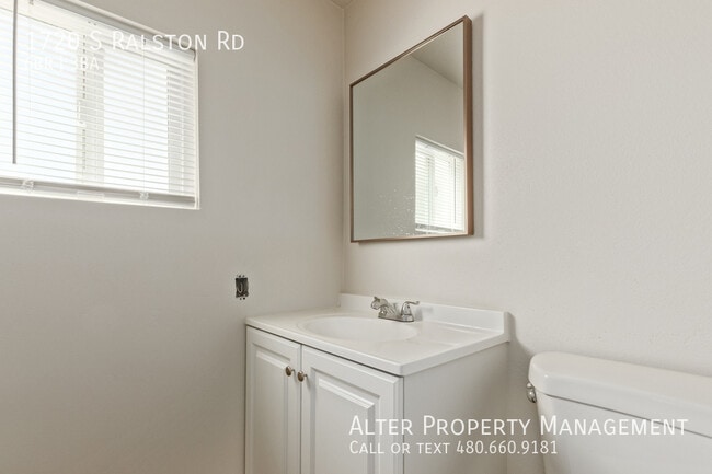 Building Photo - 1720 S Ralston Rd