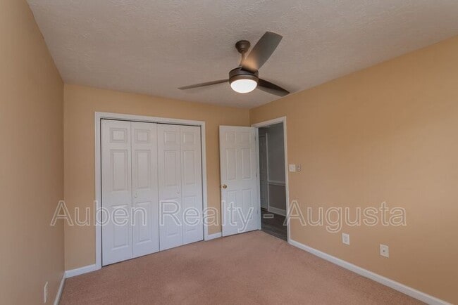 Building Photo - 312 Caldwell Cir