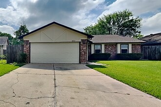 Building Photo - 2031 Wigmaker Dr