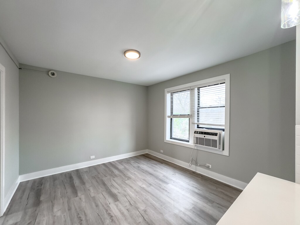 Building Photo - 376 Hazel Ave