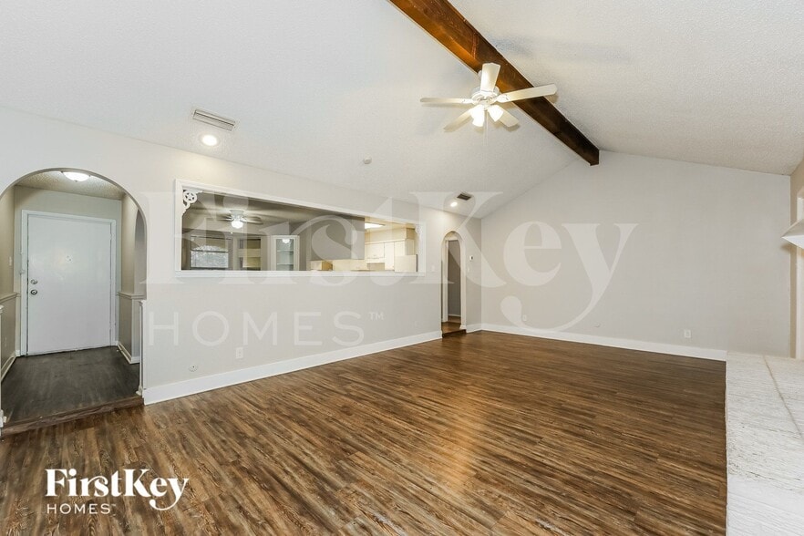 Building Photo - 3417 Willowcrest Dr