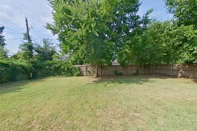Building Photo - 202 Colony Dr