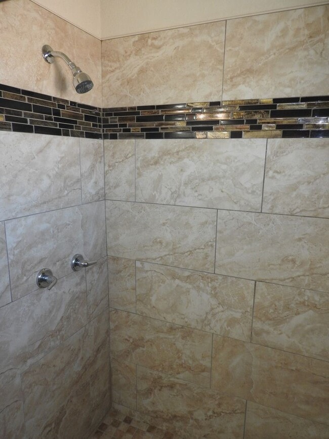 Building Photo - Corner Lot house