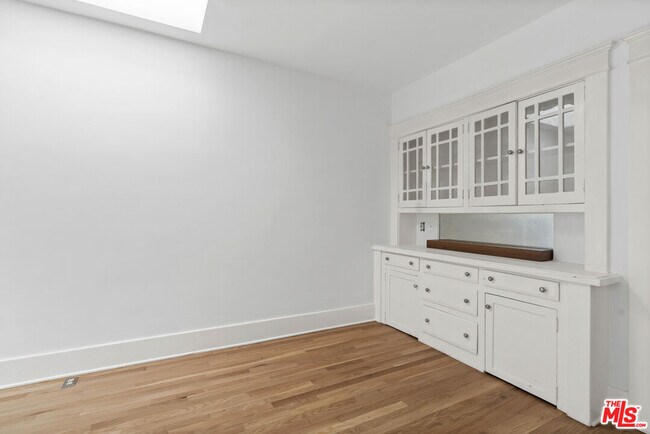 Building Photo - 1606 Andalusia Ave