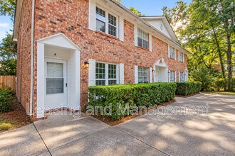 Building Photo - 907 Royal Tern Ln
