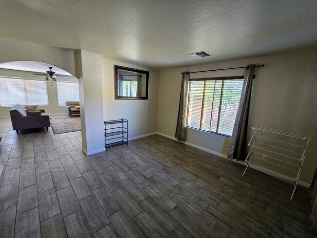 Building Photo - STUNNING 4 Bed, 2.5 Bath Oasis with Pool Your Dream Home Awaits!