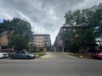 Building Photo - 2317 N Neva Ave