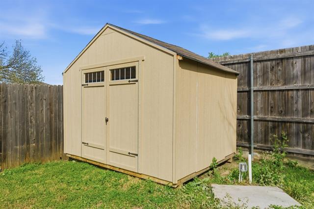 Building Photo - 4205 Fernleaf Dr