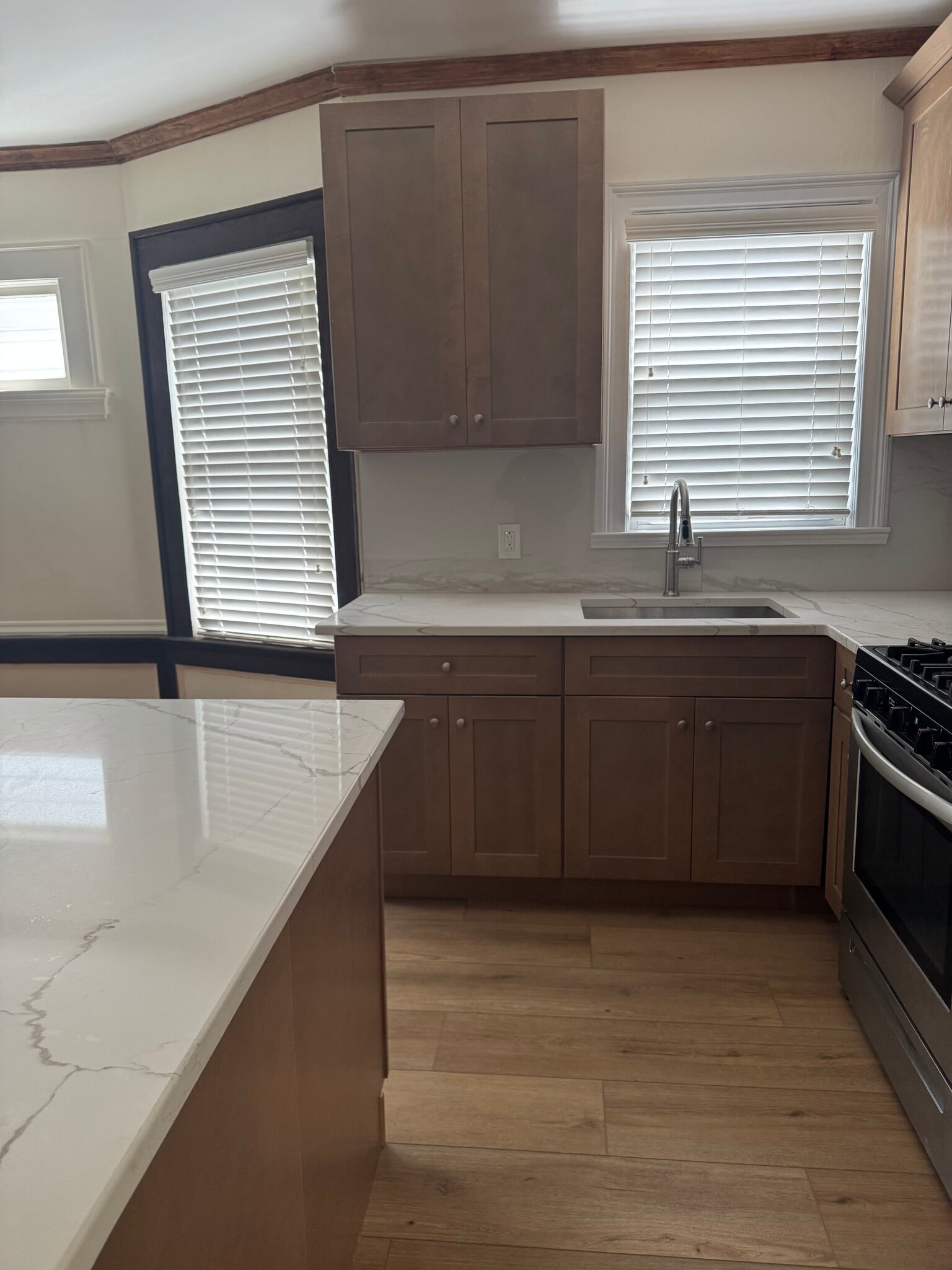 Building Photo - 102 Riggs Pl