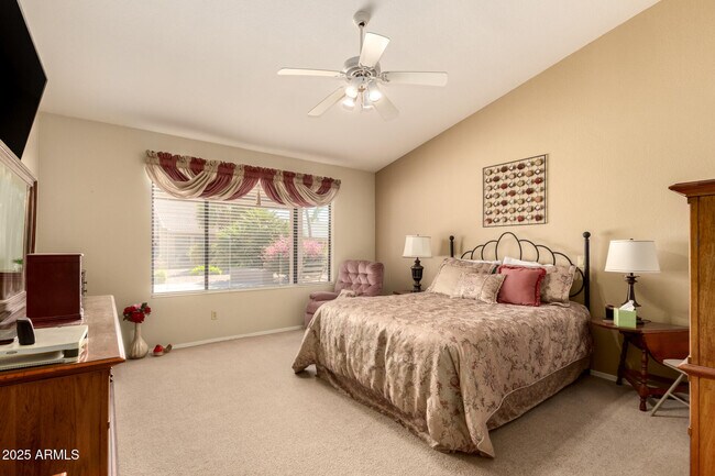 Building Photo - 9559 E Sunburst Dr