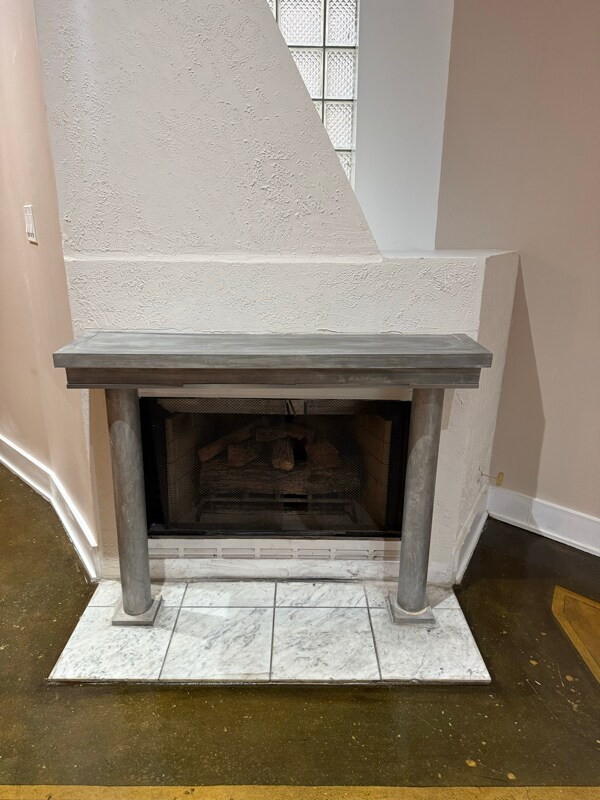 Building Photo - 2038 N Damen Ave