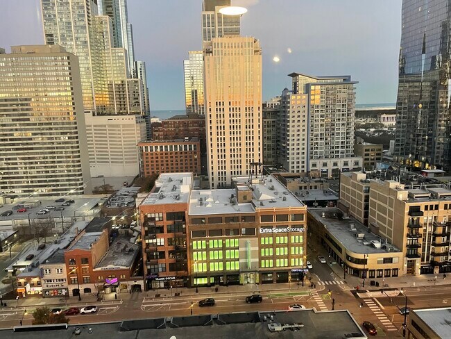 Building Photo - 1255 S State St