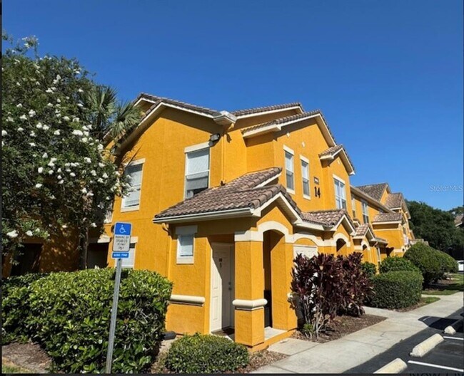 Building Photo - 8843 Villa View Cir