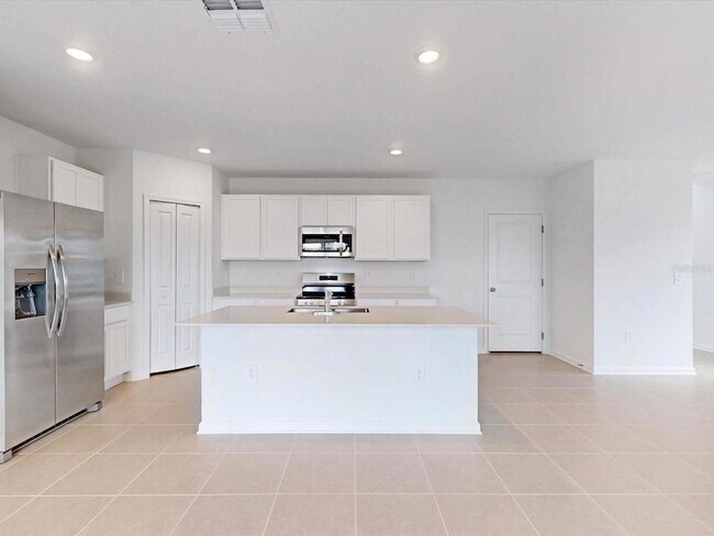 Building Photo - 3881 Corsican Ln