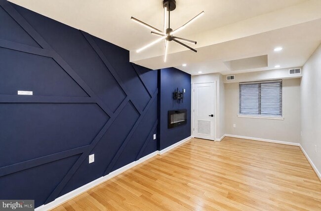 Building Photo - 3066 Pineview Ct NE