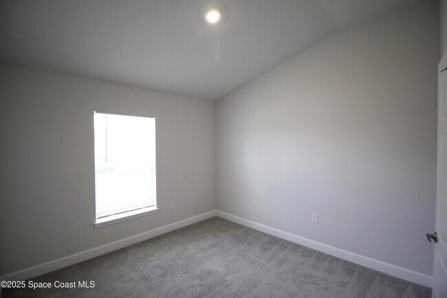 Building Photo - 2541 Pinwherry St