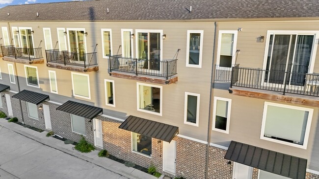 Building Photo - 1615 Fagan St