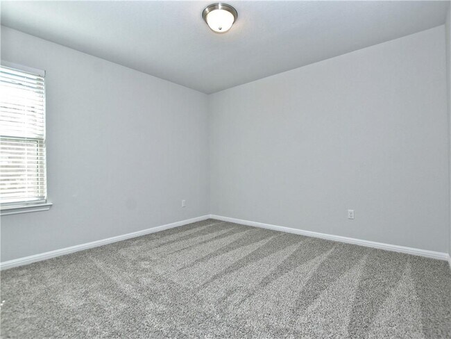 Building Photo - 517 Gabrielle Anne Dr