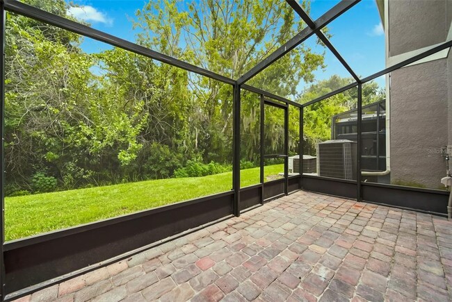 Building Photo - 2402 Caravelle Cir