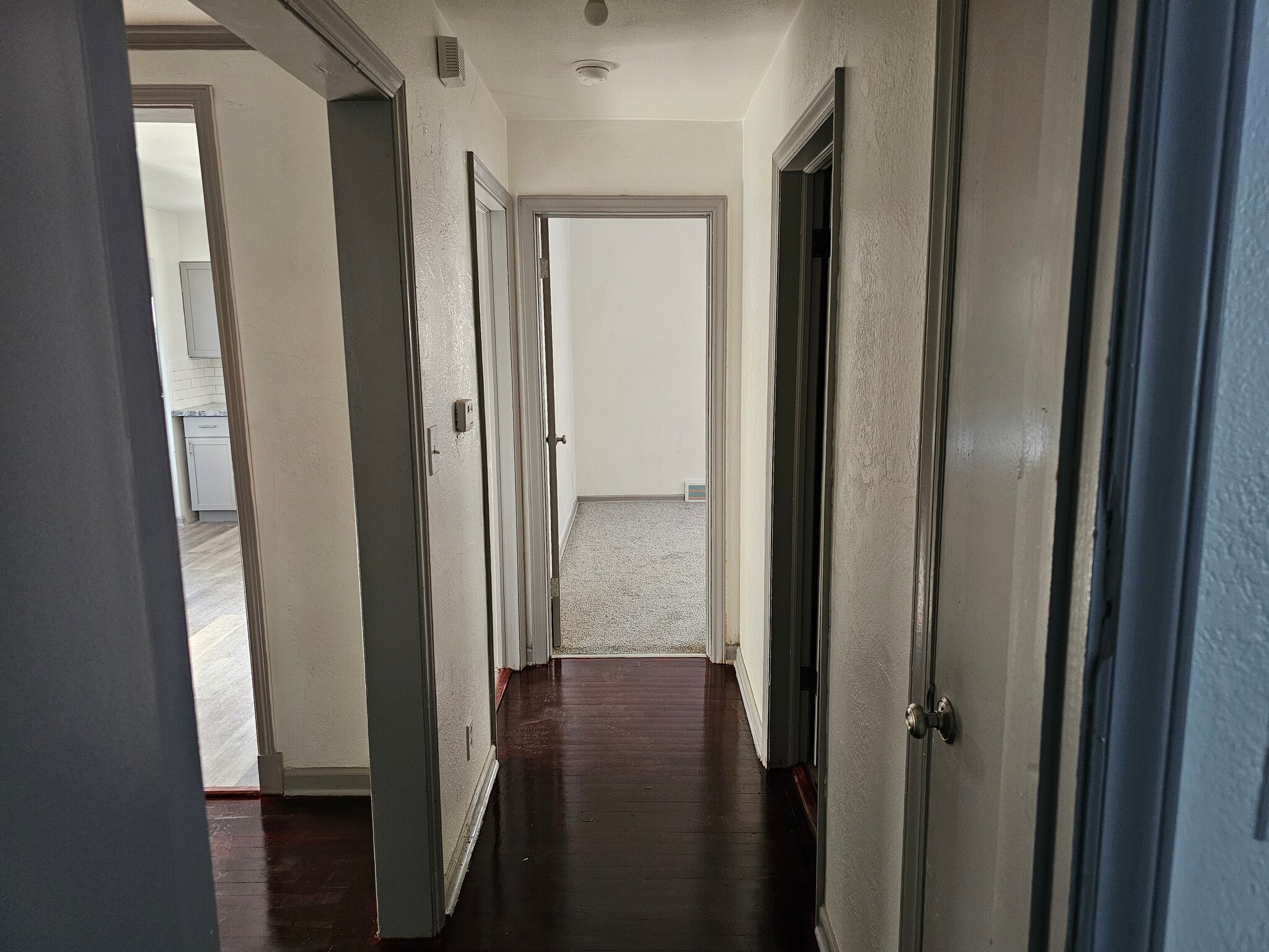 Building Photo - 5240 Highland Ave