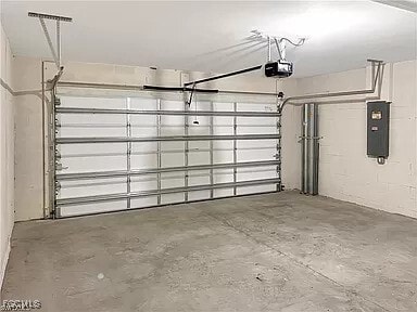 Building Photo - 2210 NW 11th St