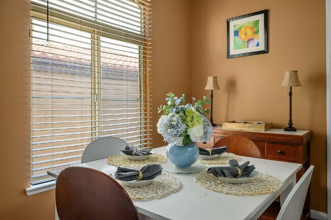 Building Photo - "Chic 1-Bedroom Oasis in Prime Las Vegas Location – 813 Sq. Ft. of Comfort with a GARAGE!"