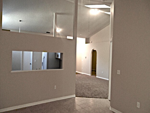 Building Photo - 555 Whiskey Creek Ct