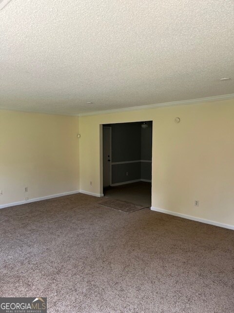 Building Photo - 6468 Berryvale Dr