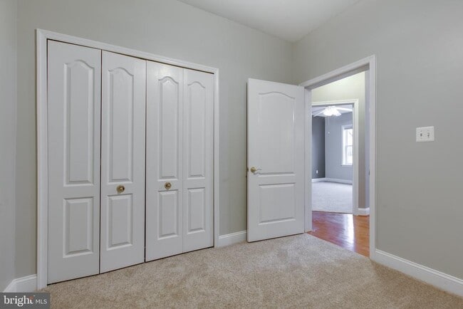 Building Photo - 2111 Ganton Green