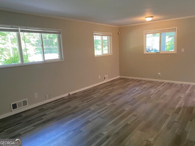 Building Photo - 2764 Riggs Dr