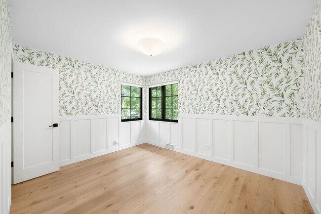 Building Photo - LUX 3BD, 2BA Belcaro Home with 2-Car Garage