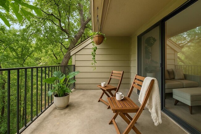 Building Photo - 1135 Barton Hills Dr
