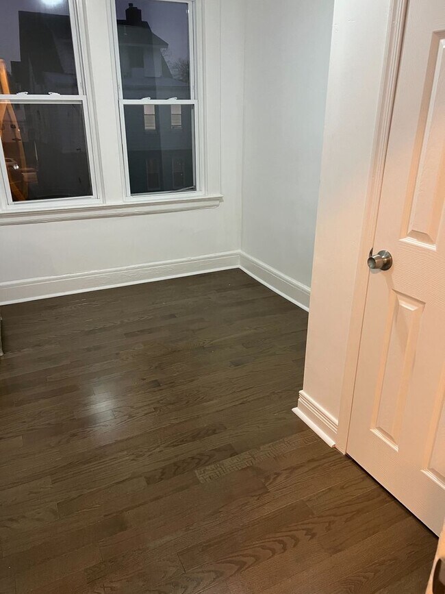 Building Photo - 108-110 Grand Ave.