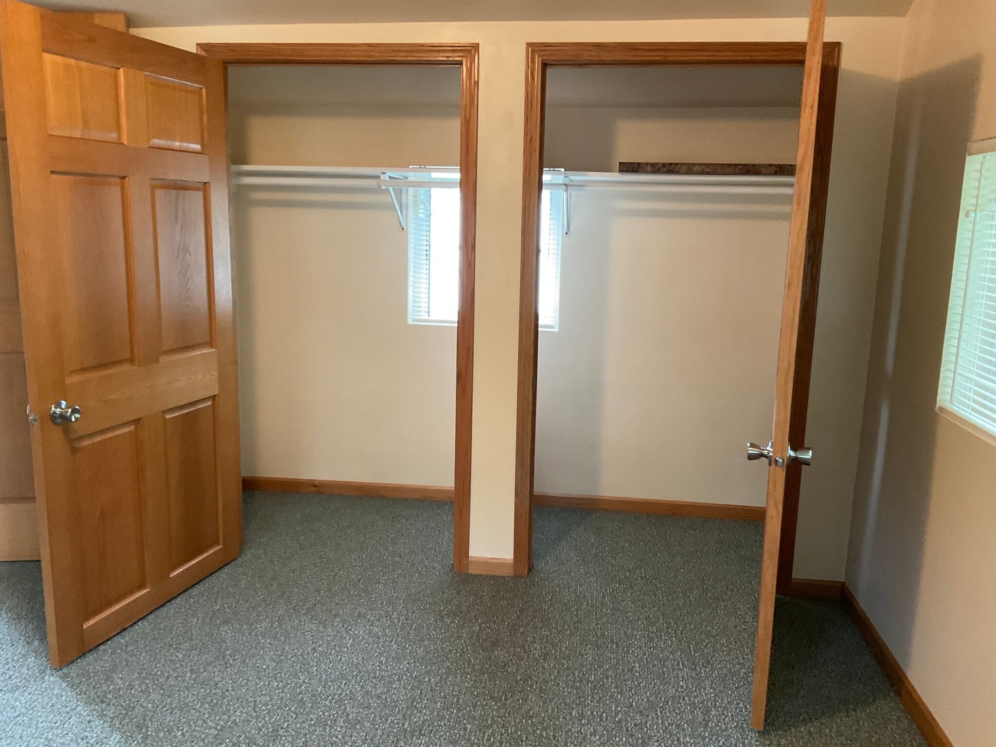 2 large closets in bedroom - 2121 Cameron Ave