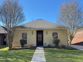 Building Photo - 5578 Arialo Dr